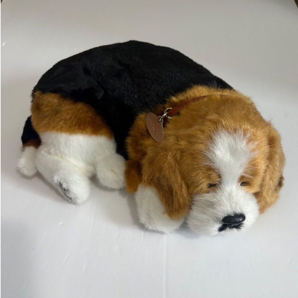 Perfect Petzzz Beagle Breathing Plush Sleeping Puppy Dog Works